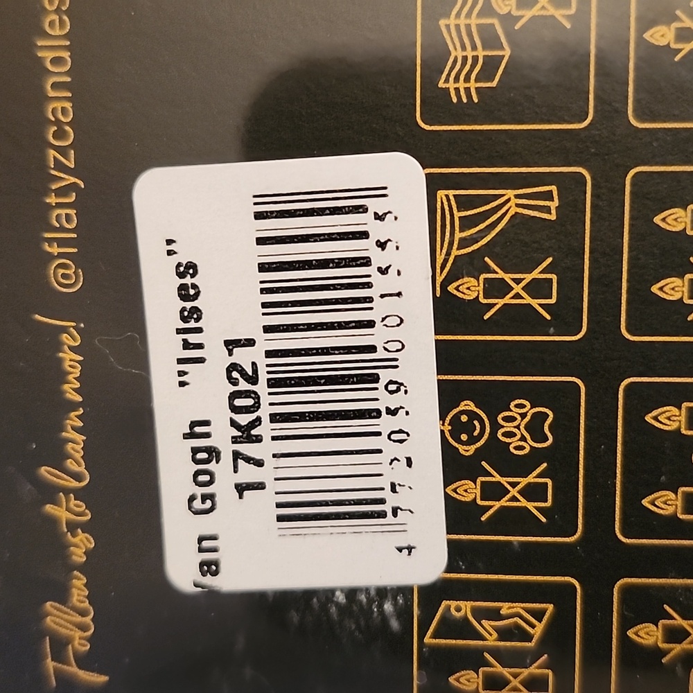 Candle, Van Gogh Irises Flatyz candle, - Picture 5 of 5